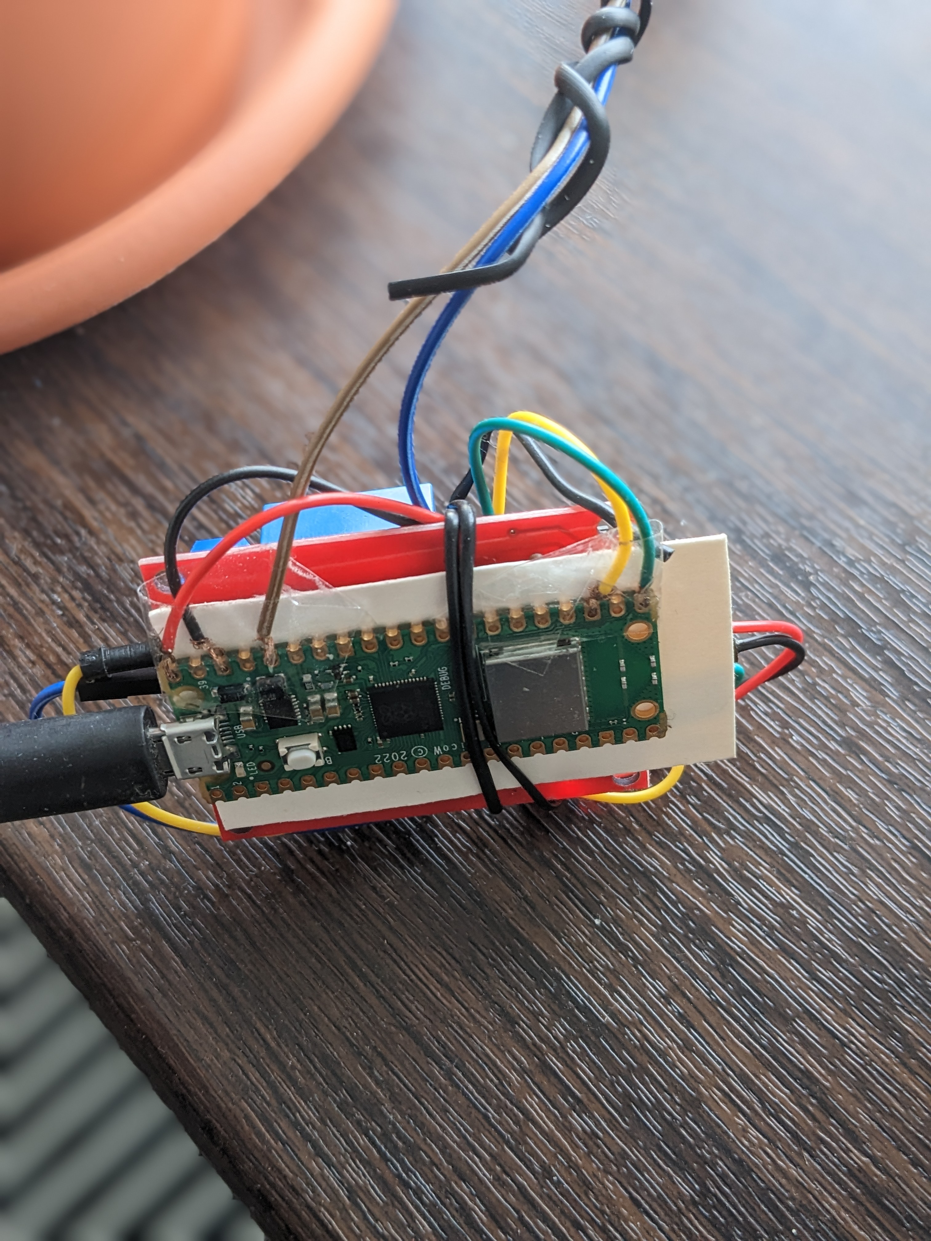 Respberry pi pico wired